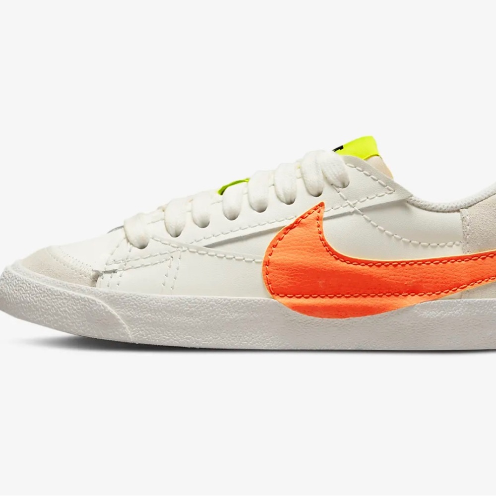 Nikes fashion kicks - Picture 4 of 5